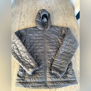 Patagonia nano puff hoody